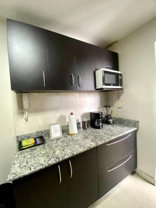 Apartamento Con Excelente Ubicacion! Hasta 4 Personas Apartment Панама Сити Екстериор снимка